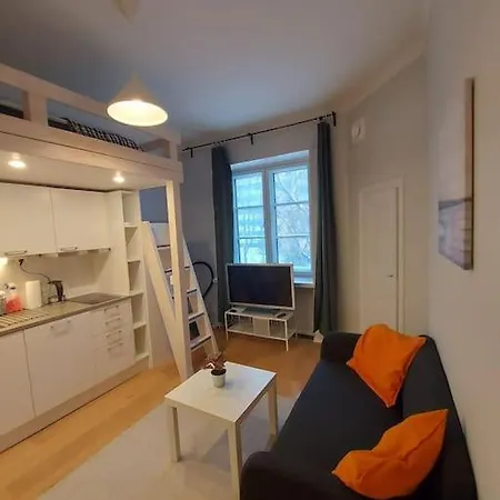 Kotimaailma - Viihtyisae Laehellae Helsingin Keskustaa *